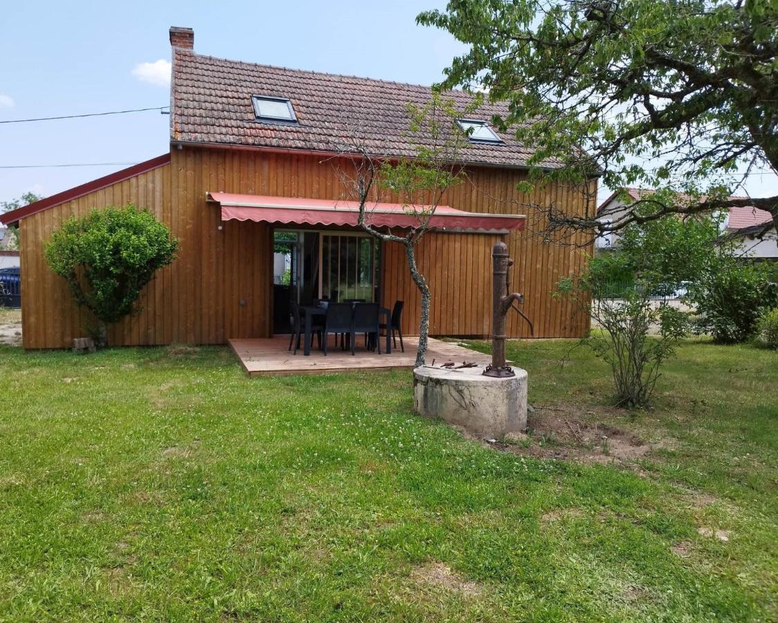 Maison De Campagne Avec Terrain Vallon-en-Sully Exterior foto